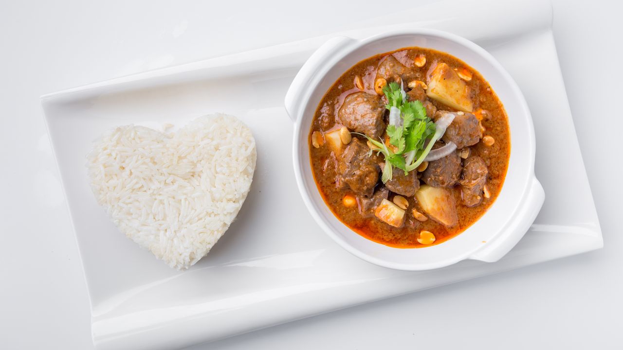 124. Massaman Curry Beef