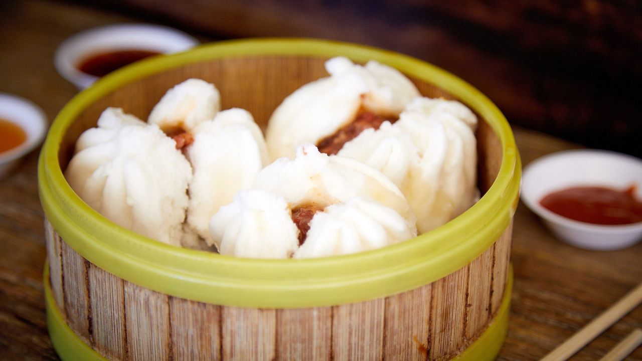 Steamed BBQ Pork Buns (3 Pcs)