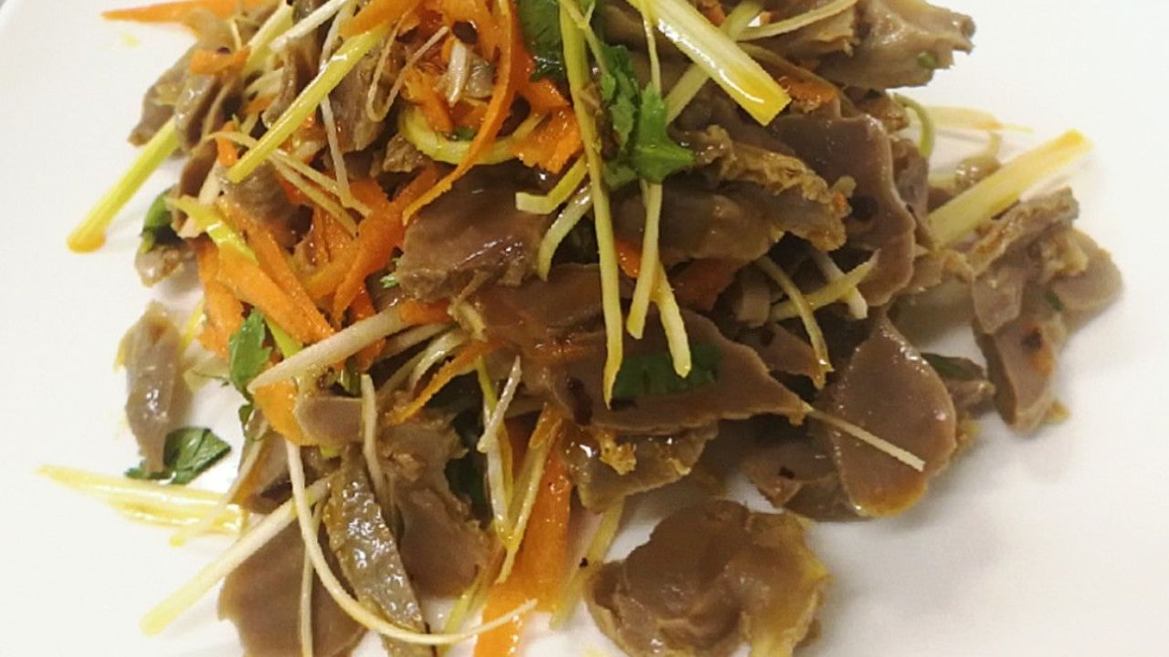 12 Spicy Chicken Giblet with Rice Wine