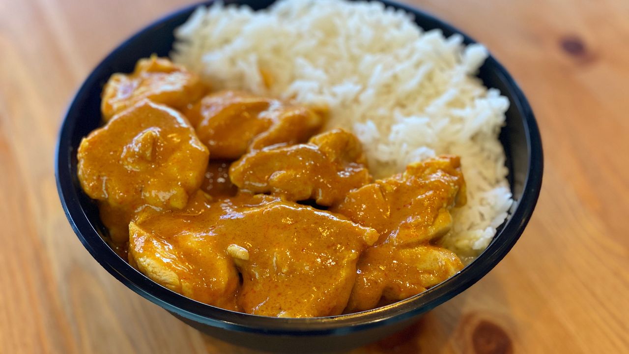 Red Curry Chicken with Rice