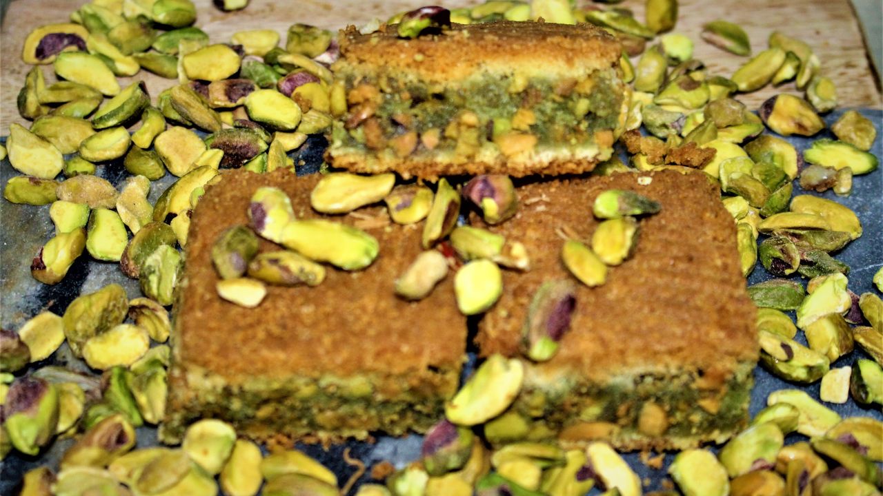 Mamoul Mad Pistachio