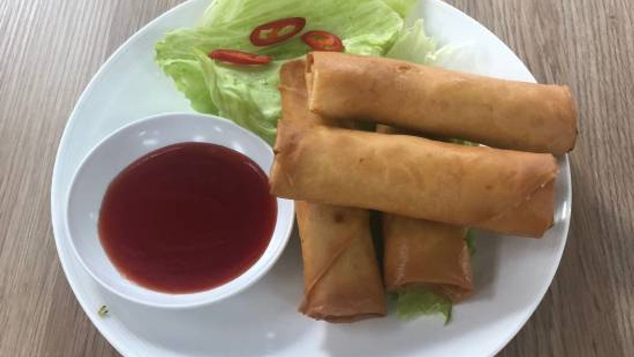 Vegetarian Spring Roll - 3 Pieces