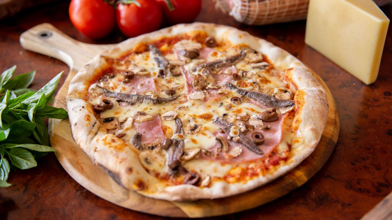 Giulia Pizza (Capricciosa)