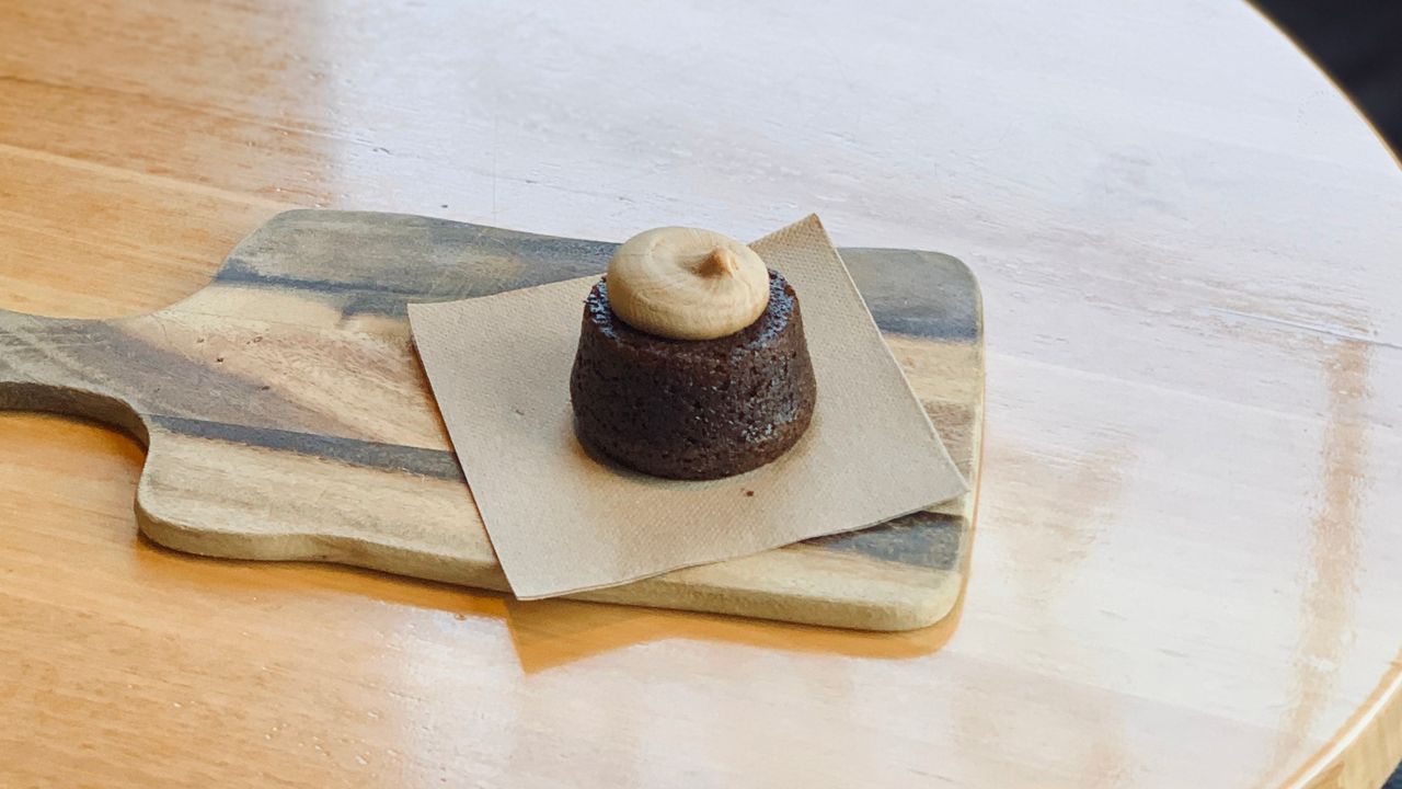 Sticky Date Pudding (VG, GF)