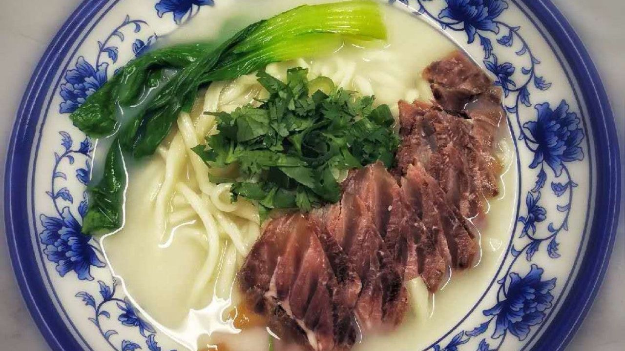 86 Slow Stewed Beef Handmade Noodle Soup