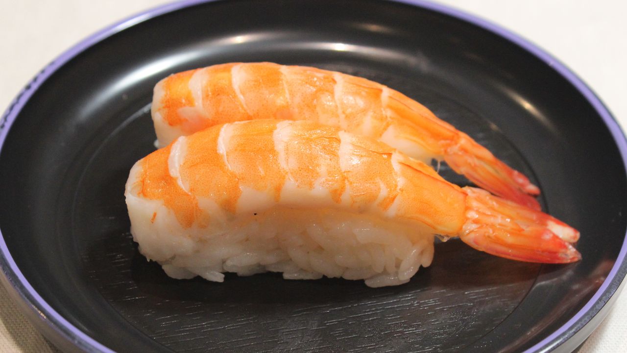 Cooked Prawn sushi 2pcs