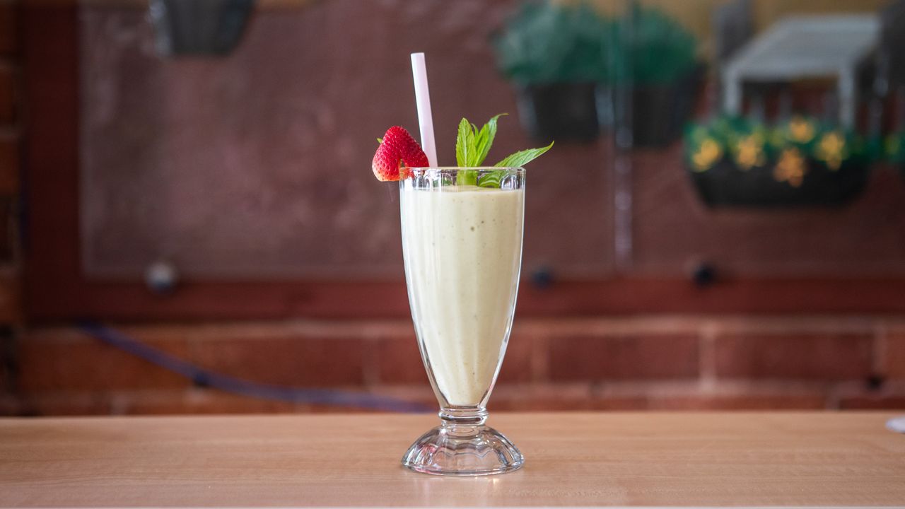 Smoothie Banana and Avocado