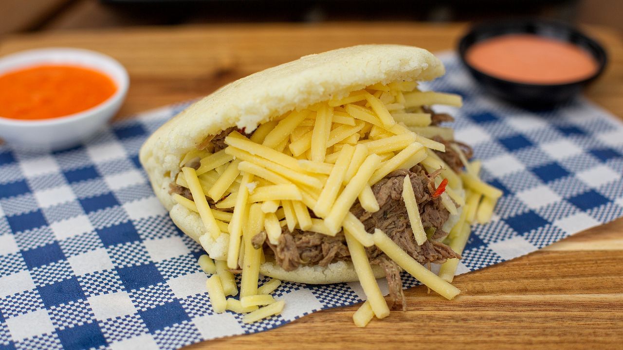 Arepa Meal (VO)