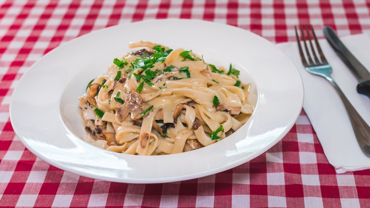 Fettucini Pollo e Funghi