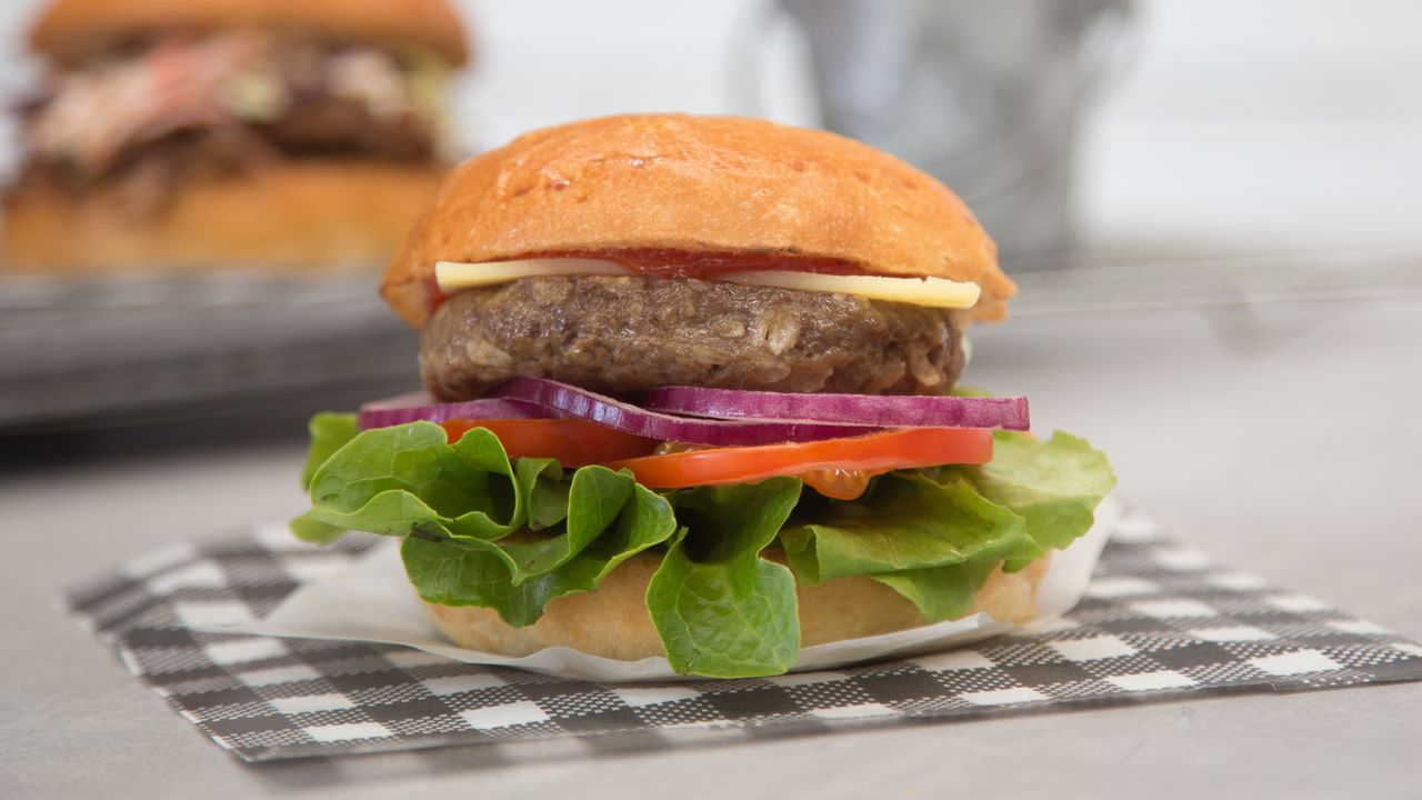 Classic Cheese Burger