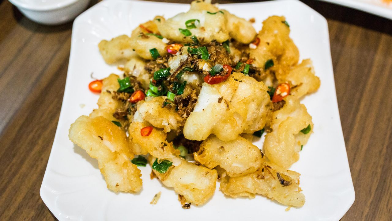 209 Deep-fried Squid in Salt & Pepper