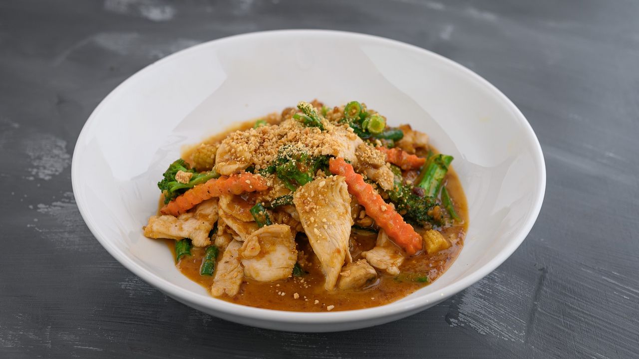 Stir Fried Peanut Sauce (served w/ complimentary rice)