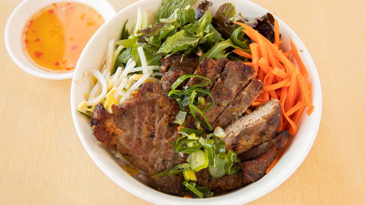 Grilled Pork Chop Broken Rice