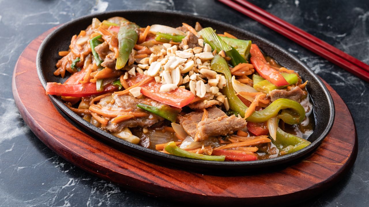 129. With Mongolian Sauce (Sizzling)
