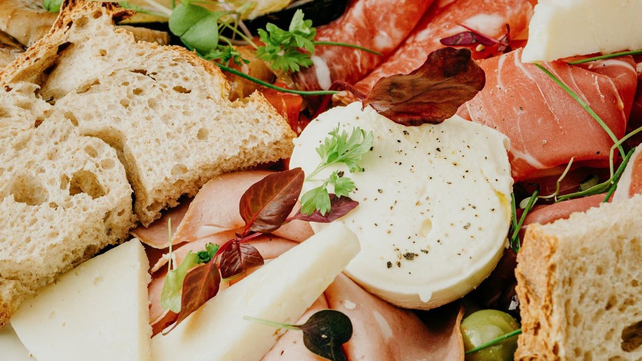 **La Tavola delle feste