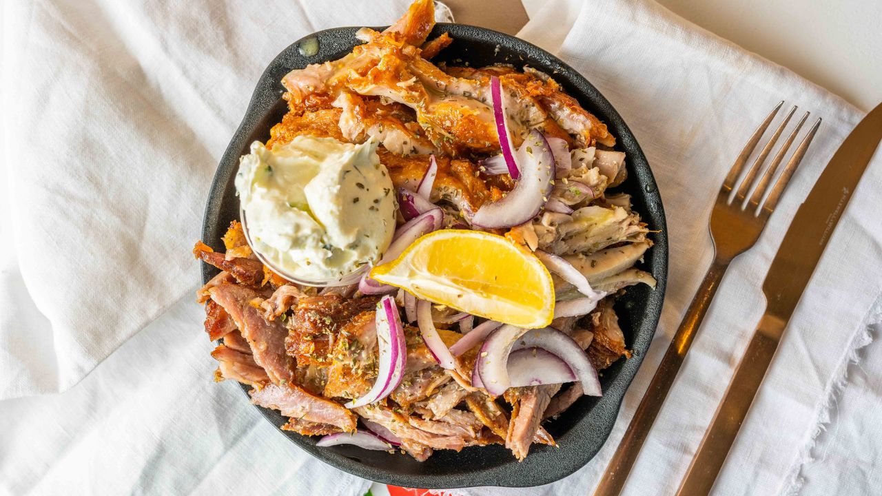 Mixed Gyro serve