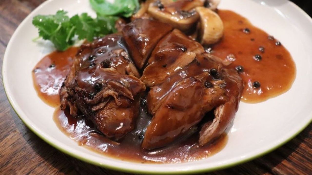 Twice-cooked Black Pepper Duck