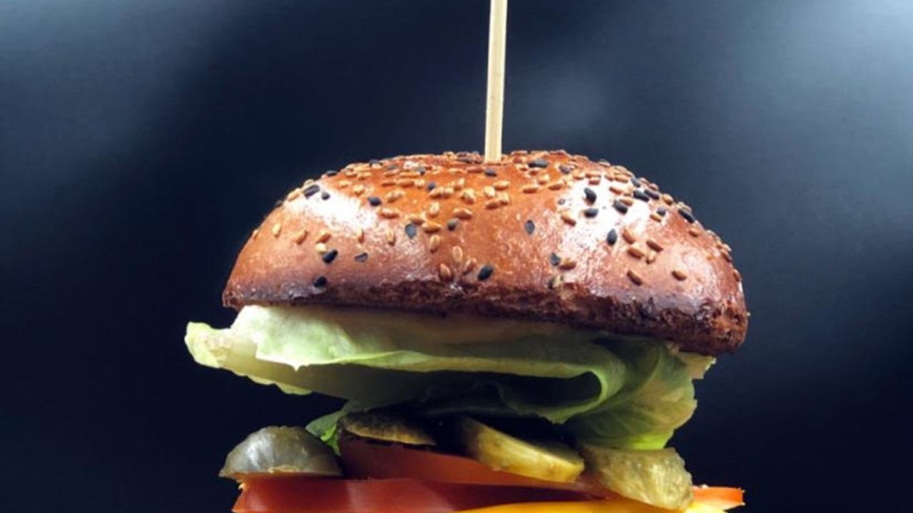 Mint & Co Signature Beef Burger