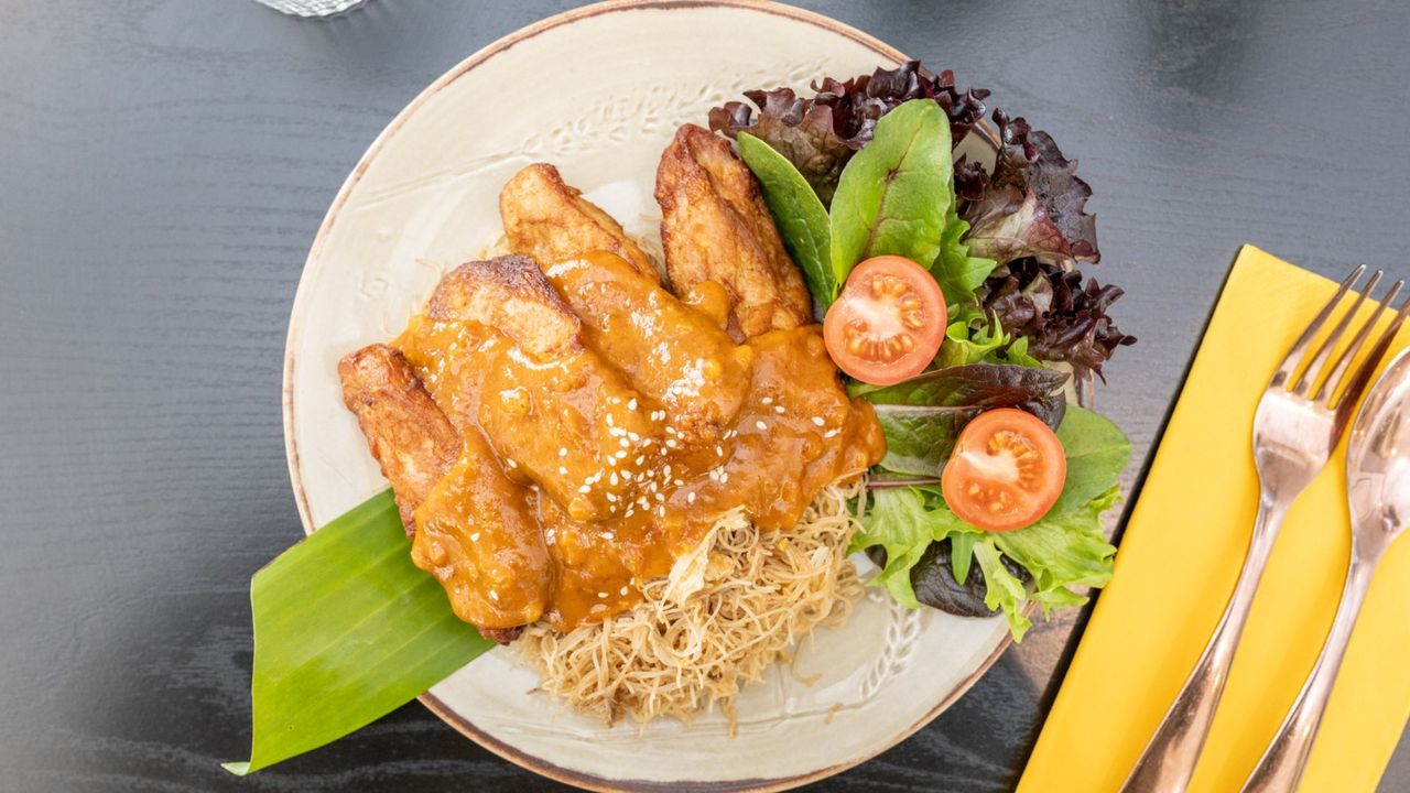 Pud Mee Chicken Satay