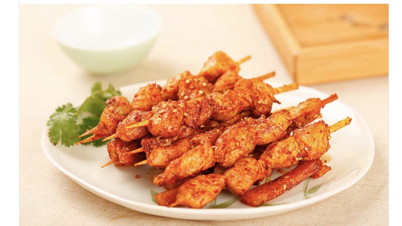 Satay chicken on skewer (2p/c)  沙爹鸡串