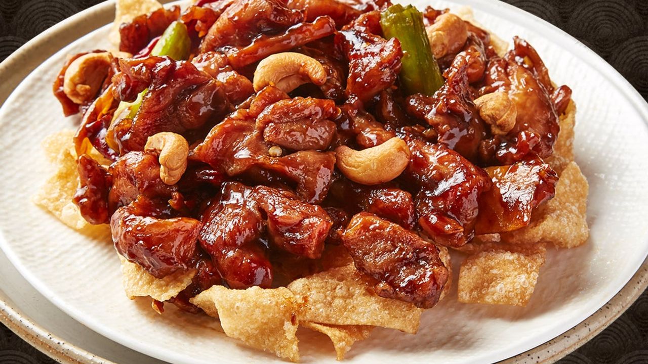 Kung Pao Chicken with Cashew Nuts