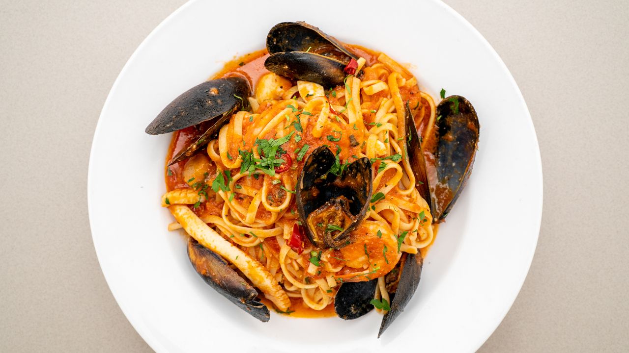Linguine Di Mare (Seafood)
