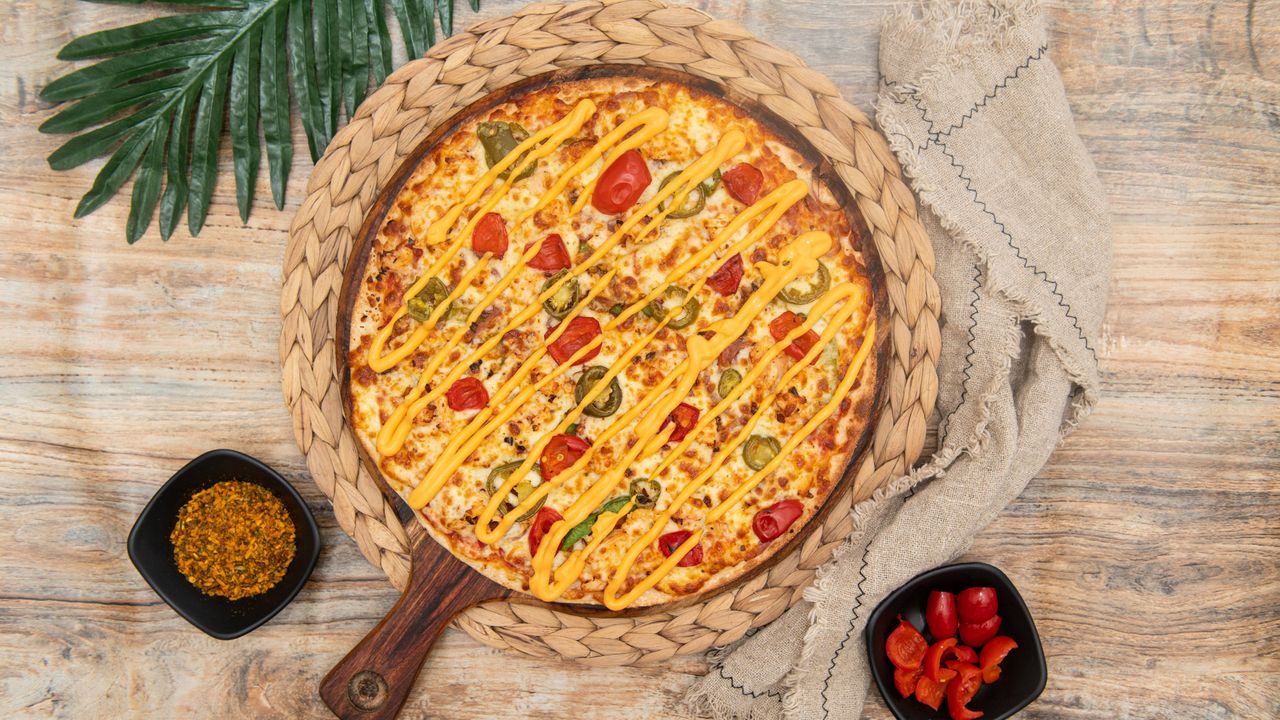 Monk's Peri Peri Chicken Pizza