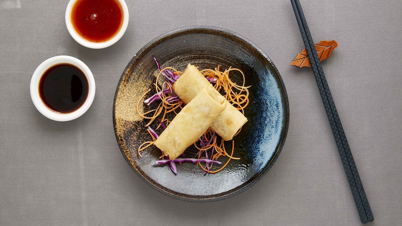 脆皮春卷 Spring Roll (2 pieces)
