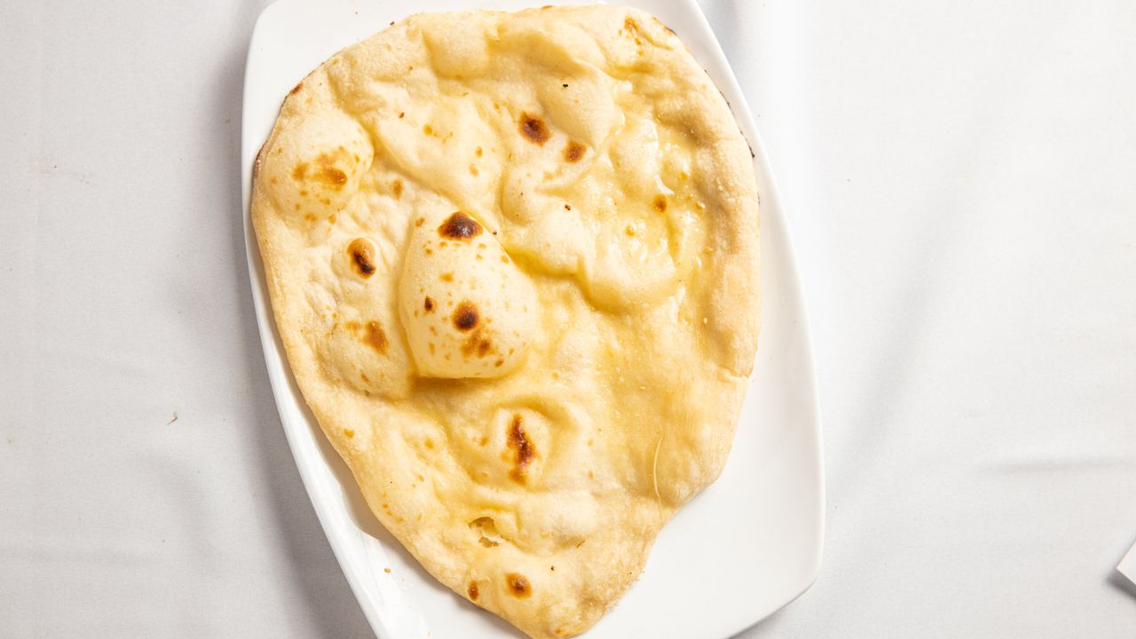 1. Plain Naan
