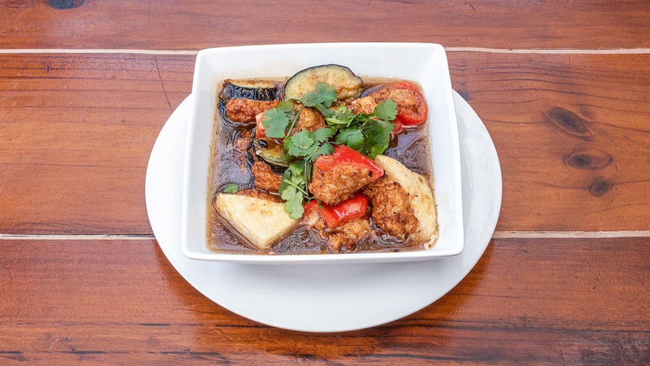 Stuffed Bean Curd, Eggplant & Capsicum or Green Chilli