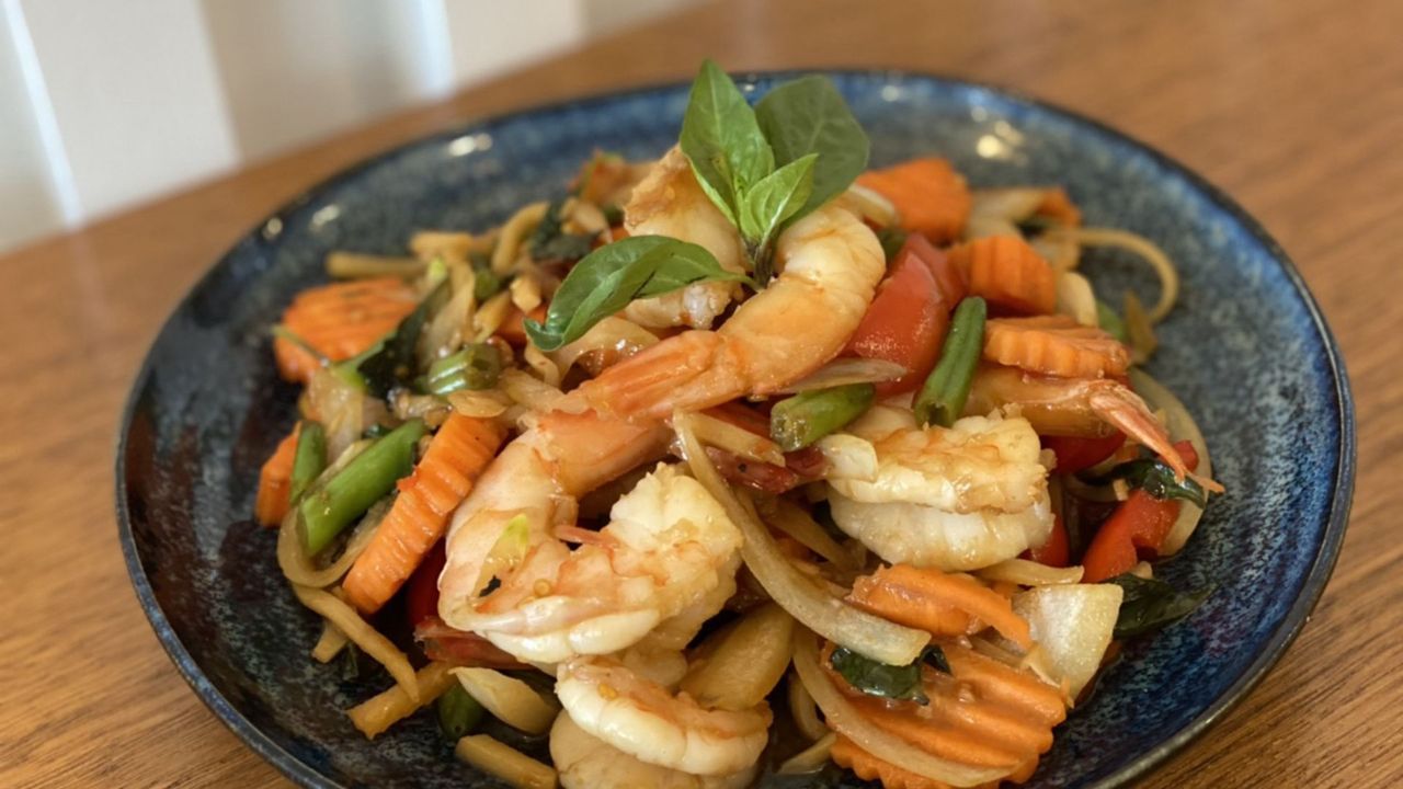 Pad Basil & Chili (GF)