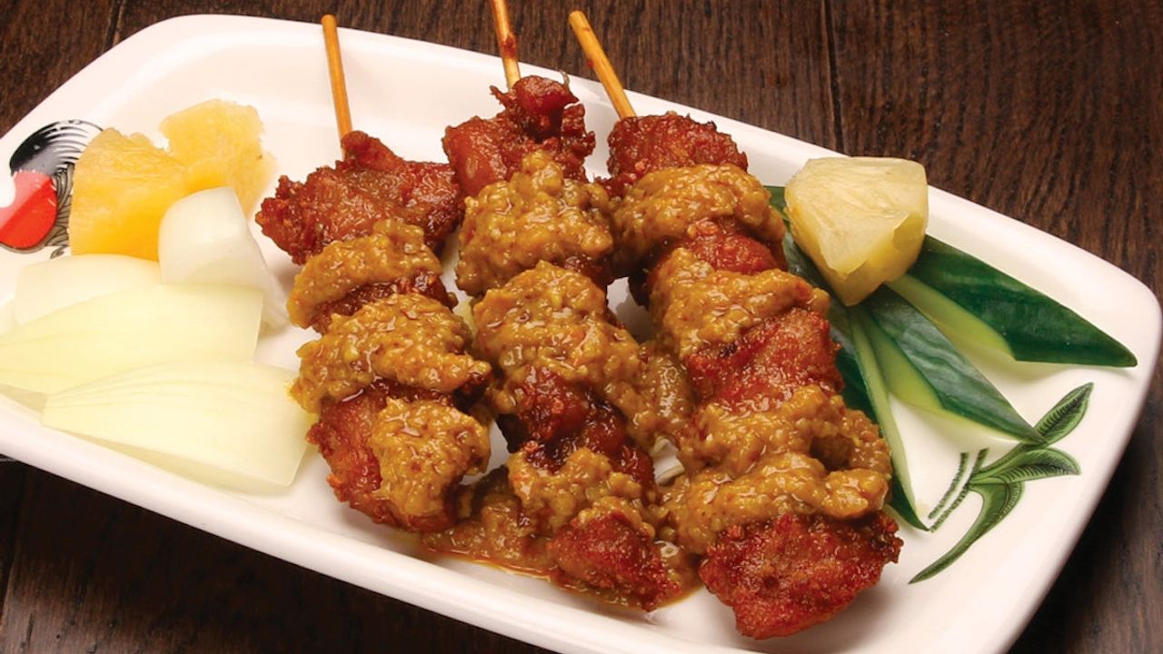 205 Satay Chicken (3 Skewers)