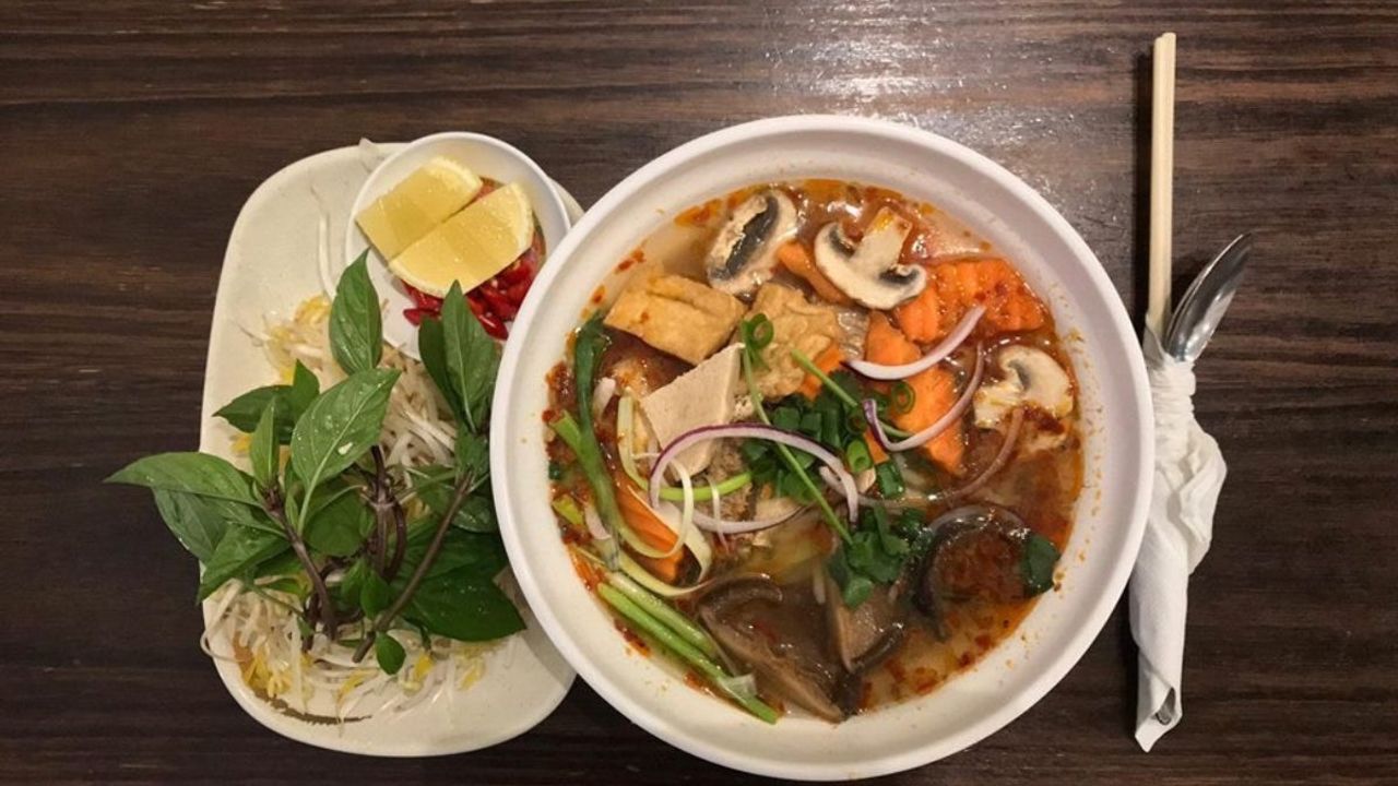 Vegetarian Lemongrass Noodle Soup