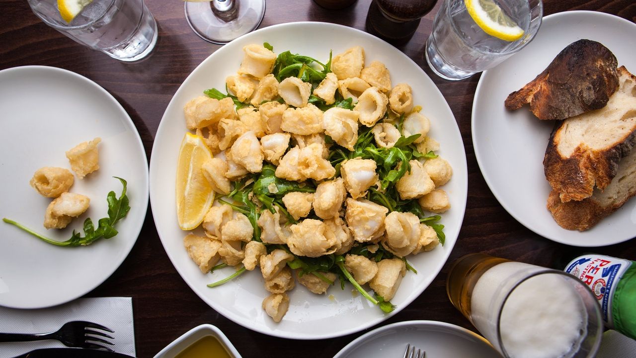 Calamari Fritti Con Rucola
