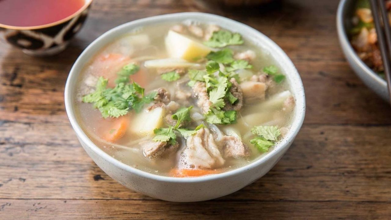 Traditional Lamb Broth
