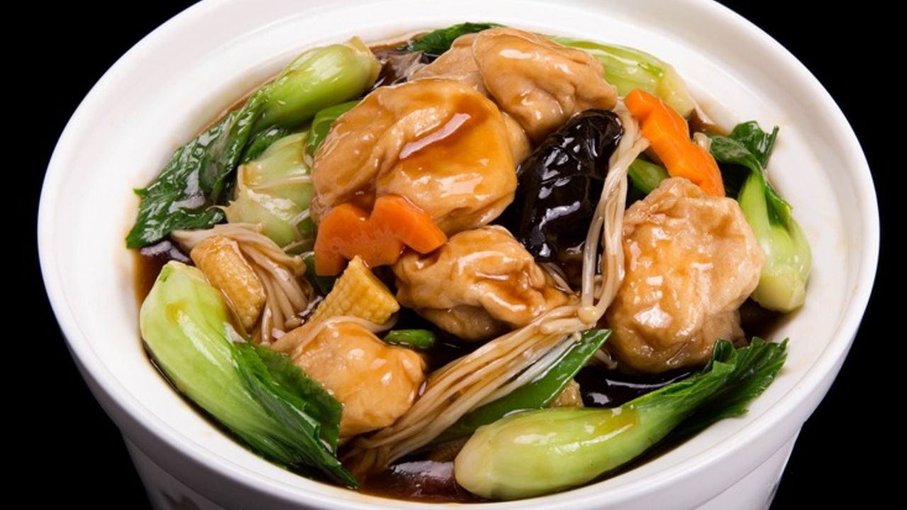 M08. Braised Gluten Puff with Enoki Mushroom