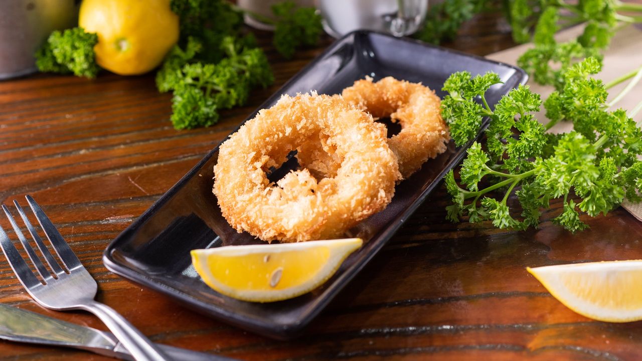 Crumbed Calamari Ring (Each)
