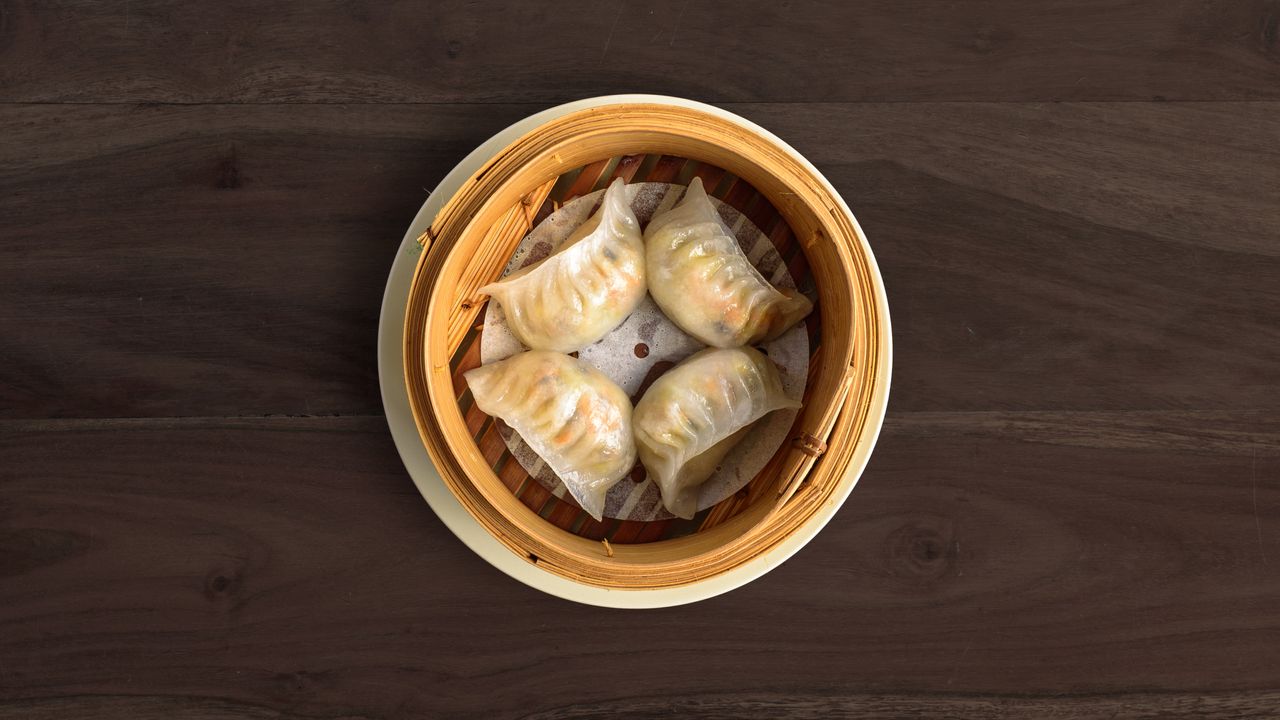 Steamed Vegetarian Dumpling (4 Pieces)