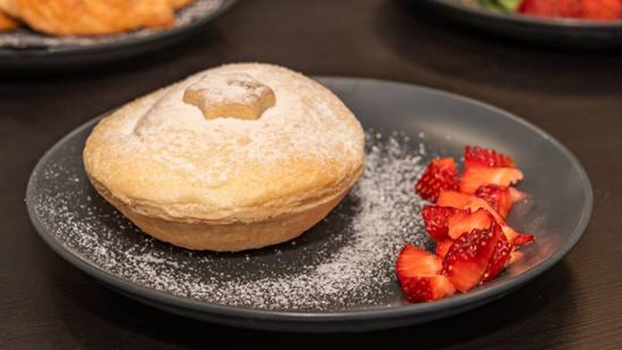 Vegan Apricot Pie (VG)(GF)