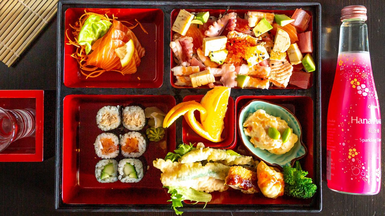 Chirashi Bento