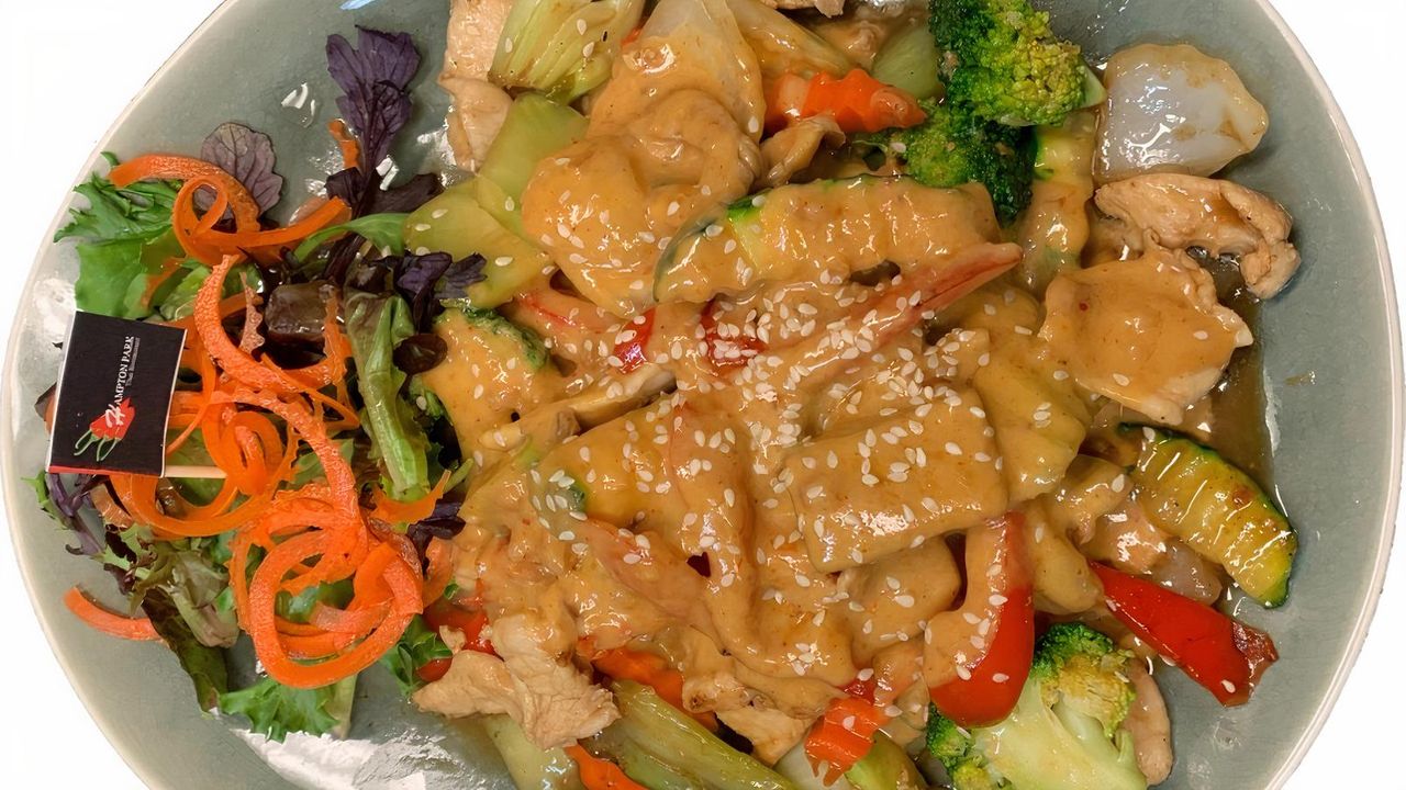 31. Pad Satay (Peanut Sauce Stir Fried)