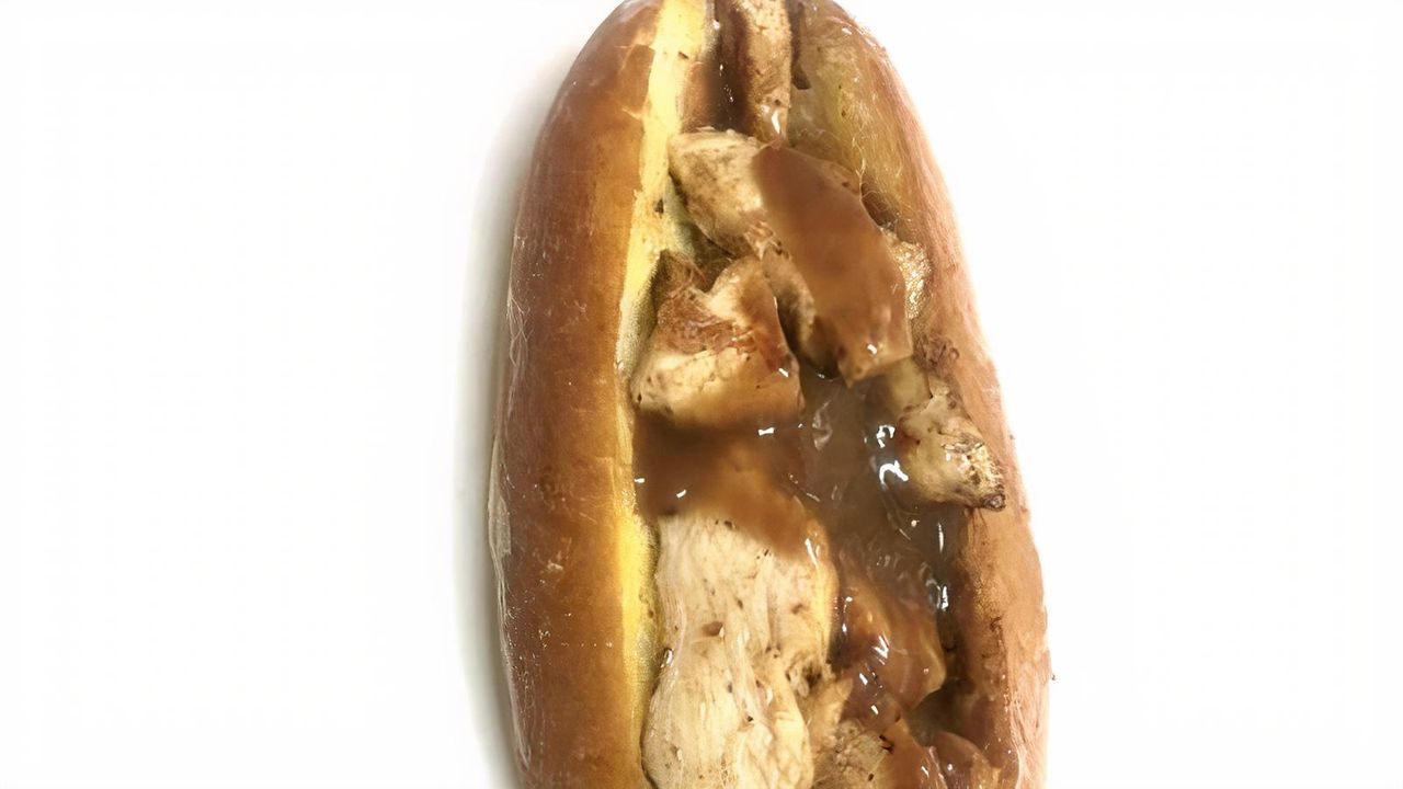 Hot Chicken and Gravy Roll