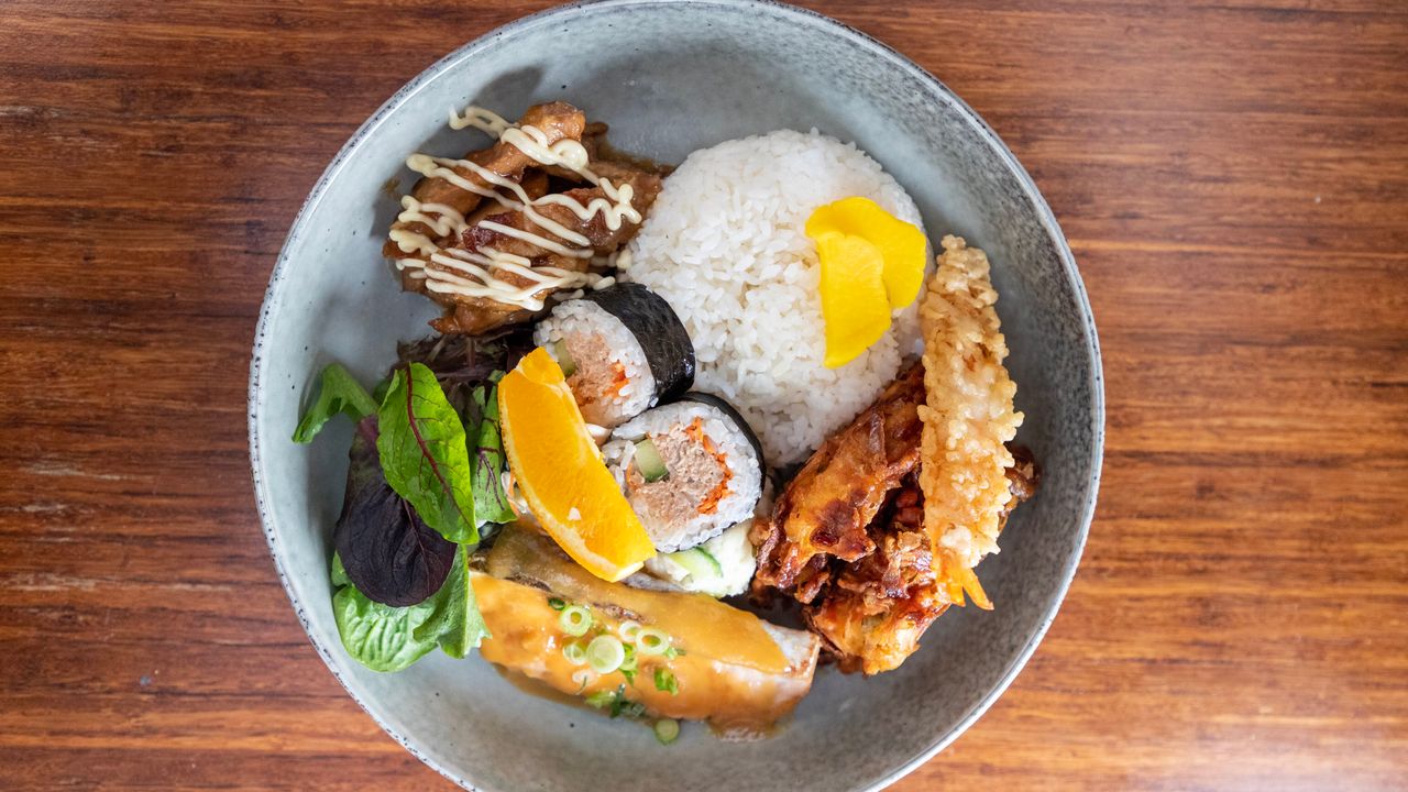Deluxe Bento
