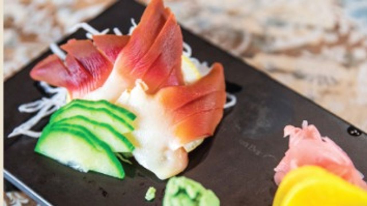 Hokkigai Sashimi 6pcs