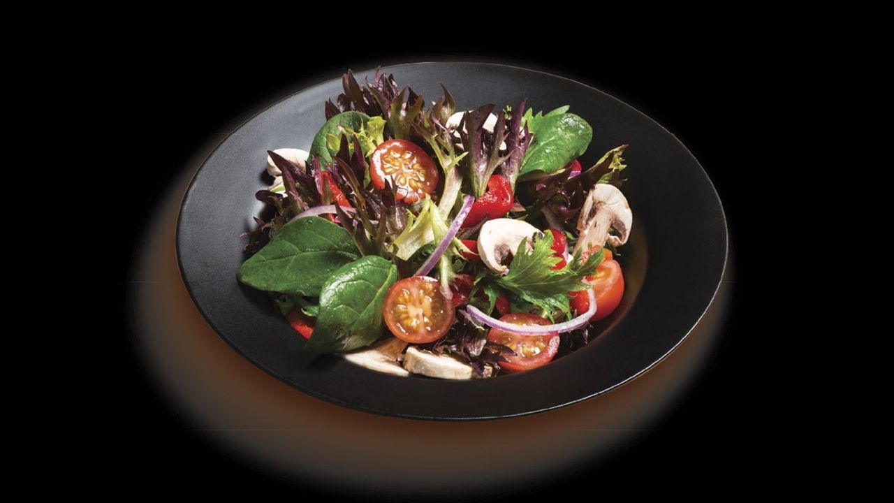 Traditional Garden Salad