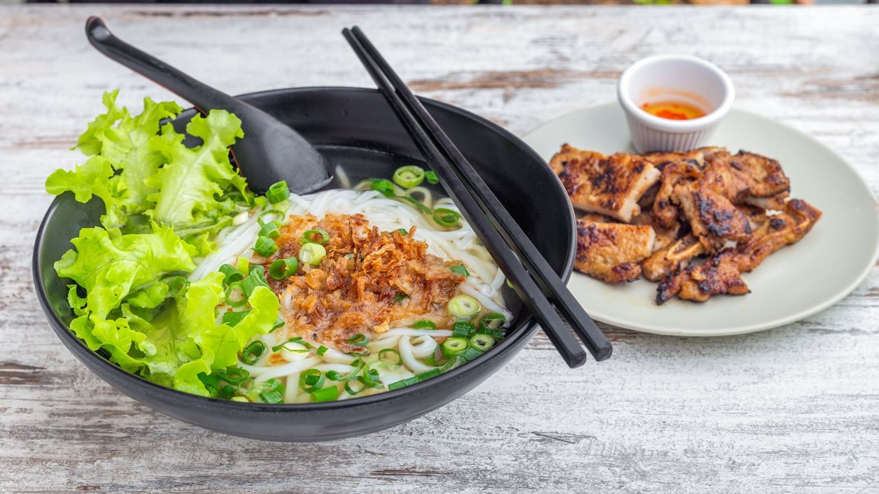 Grilled Pork Chop With Noodles Soup