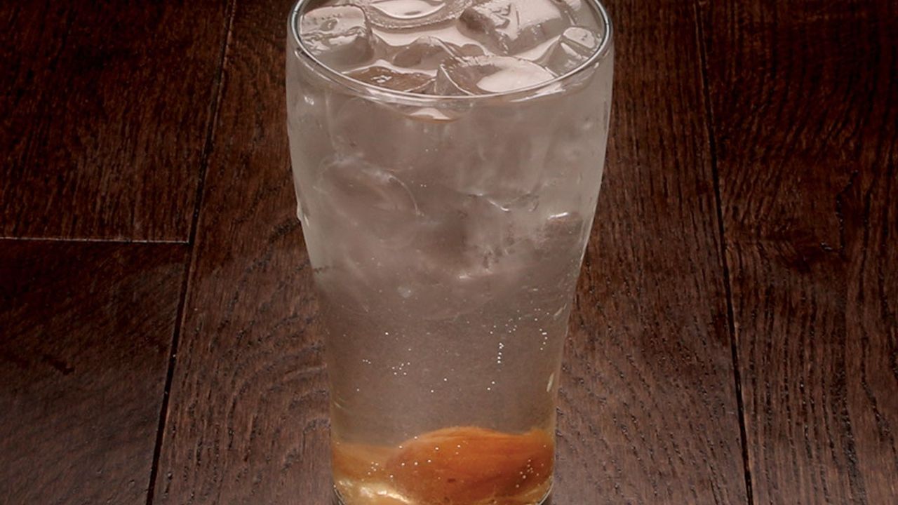 D16 Iced Sour Plum Drink