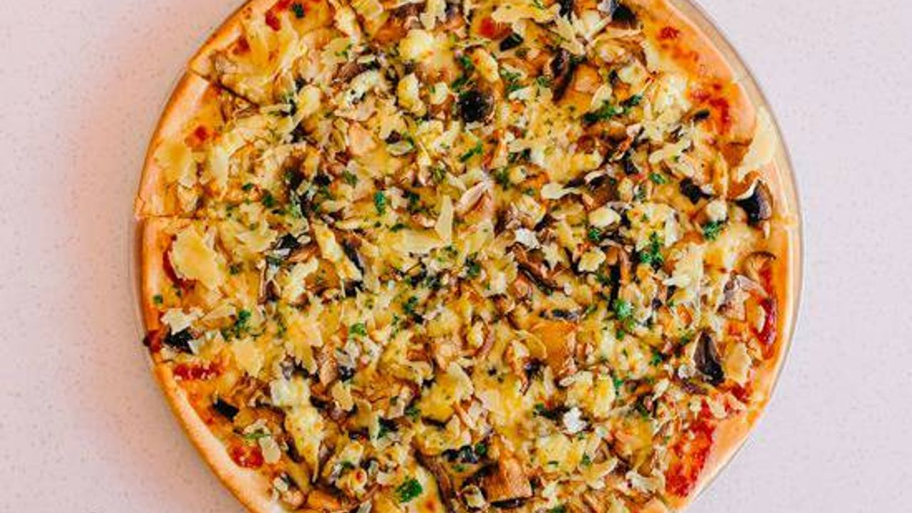 Mushroom Records Pizza (gf)