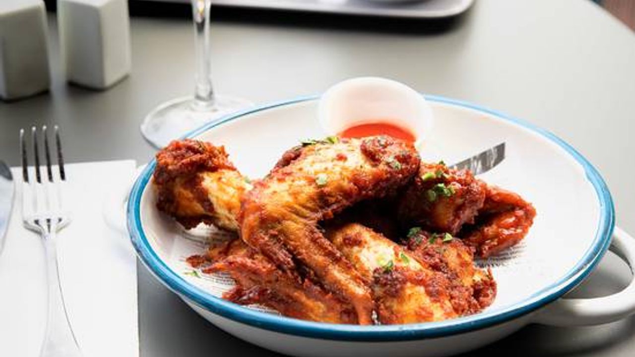 Sticky Wings