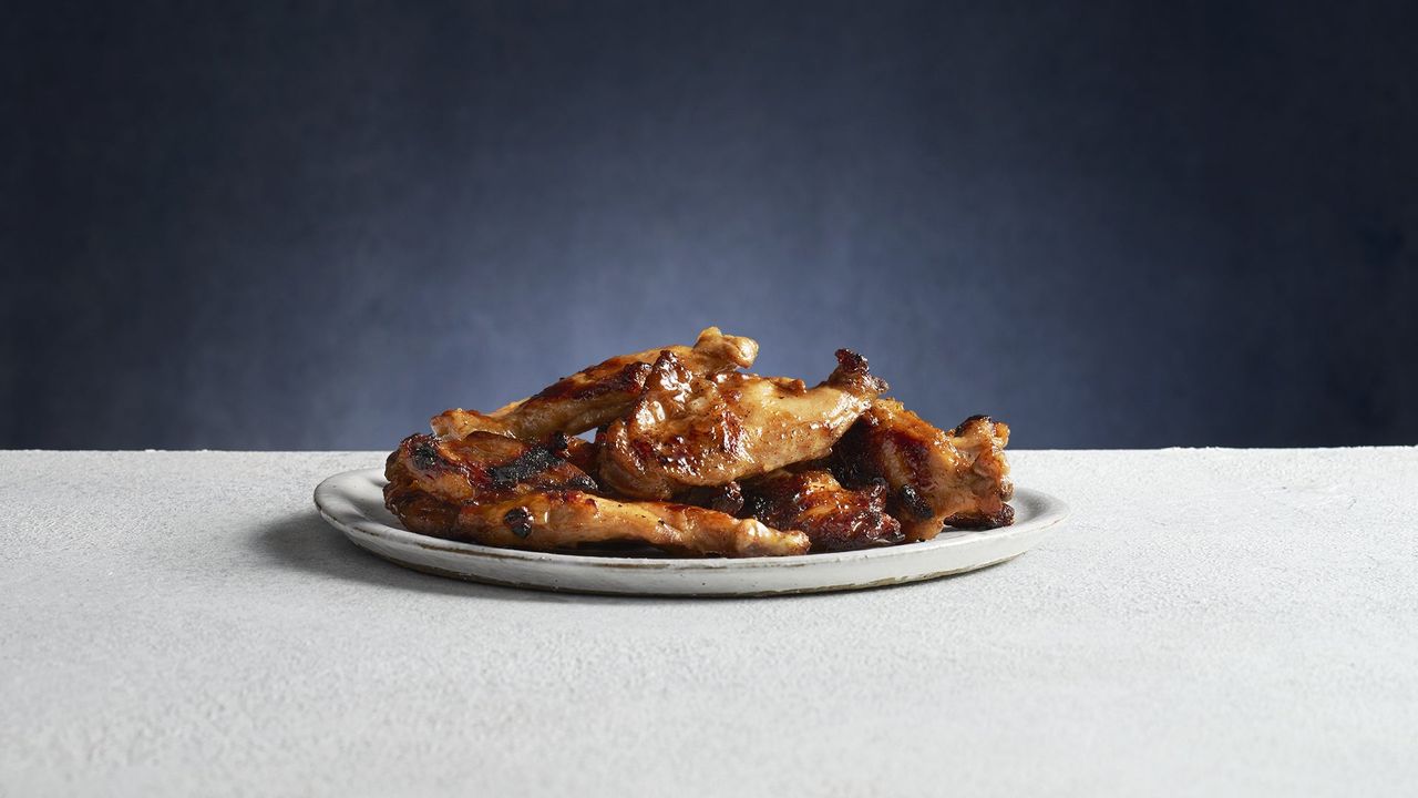 8 BBQ Ribs (2380 kJ)